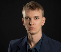 Erik Lakomý